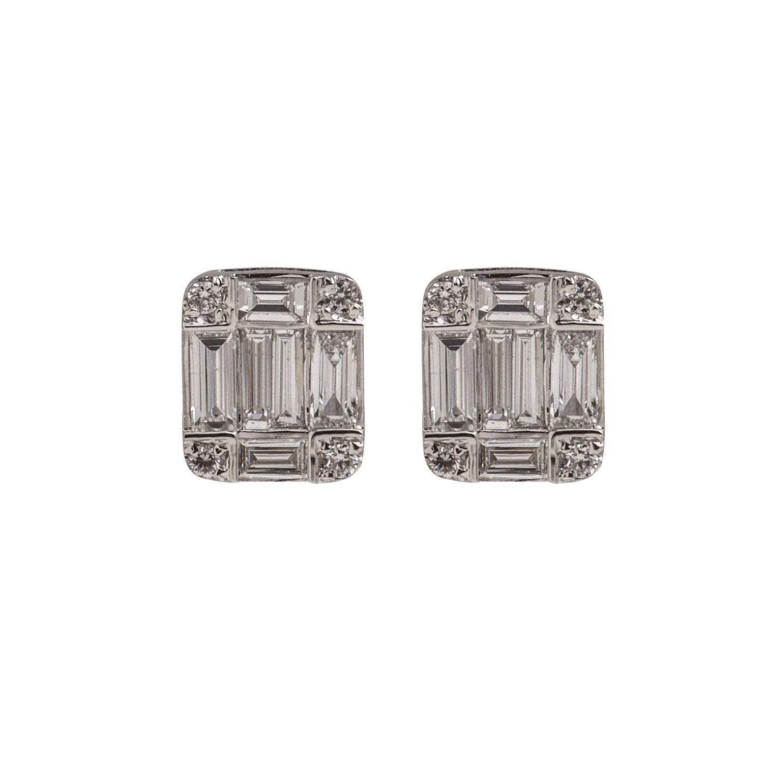 Diamond Earrings. Stud Earring. Diamonds. Anatol. Gift. Solitaire diamond earrings. Sparkly earring. Anatol Jewelry. Fine Jewelry. Diamond Studs. Golden Hall. Kifissia. Μονόπετρα σκουλαρίκια. Σκουλαρίκια με διαμάντια. Χρυσά Κοσμήματα. Κοσμήματα Κηφισιά. Χρυσά σκουλαρίκια. Καρφωτά σκουλαρίκια.