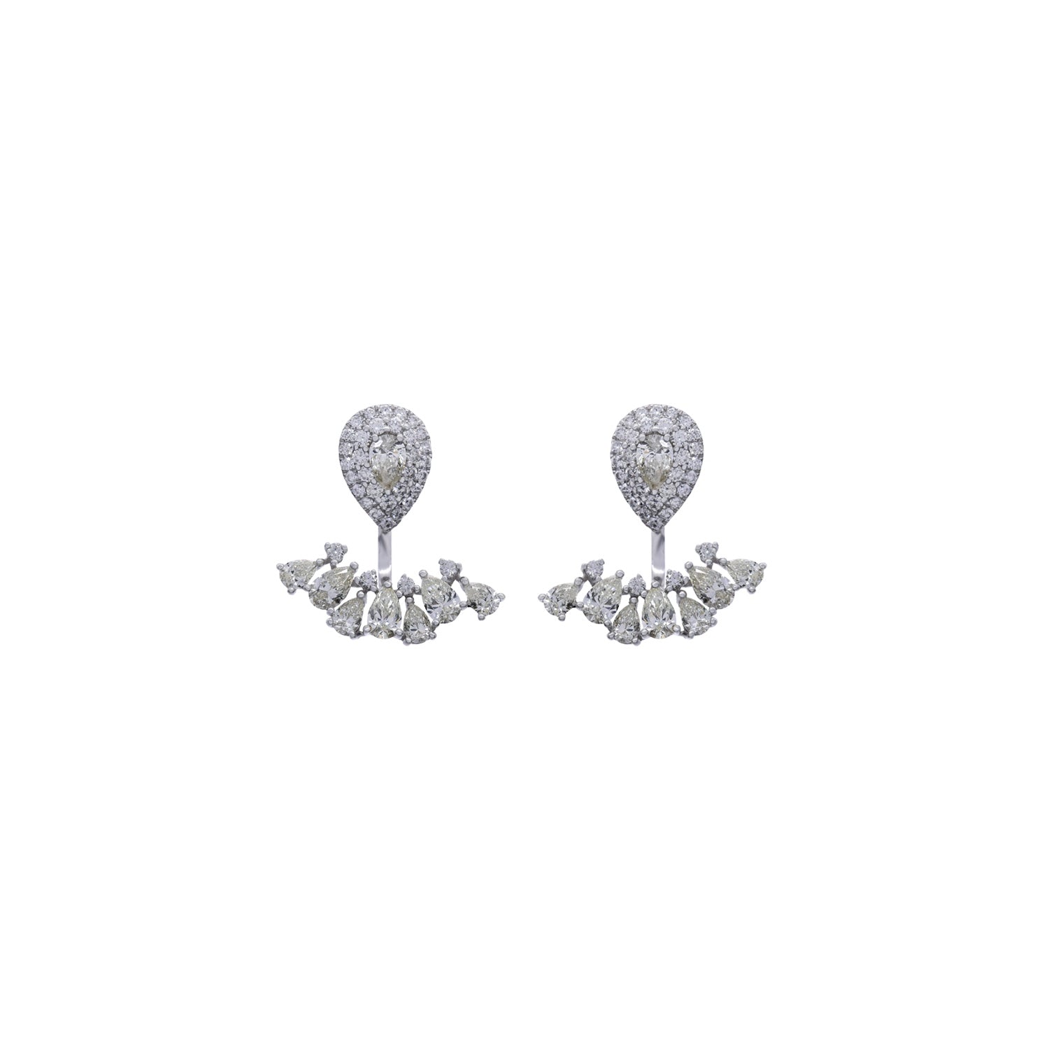 Fine Jewelry Earring. Diamond Earring. Gold and diamond earring. High end jewelry earring. Expensive jewelry. Anatol jewelry. Kifissia. Golden Hall. Χρυσά κοσμήματα. Κοσμήματα Κηφισιά. Σκουλαρίκι με διαμάντια. Σκουλαρίκι με μπριγιάν. Ακριβό σκουλαρίκι. Χρυσό σκουλαρίκι